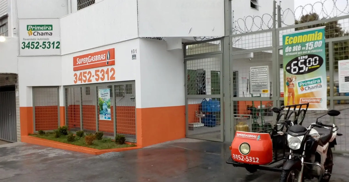 Vista externa do depósito Primeira Chama Gás